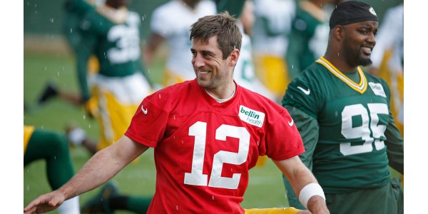 Aaron Rodgers a choisi le maillot vert les deux fois
